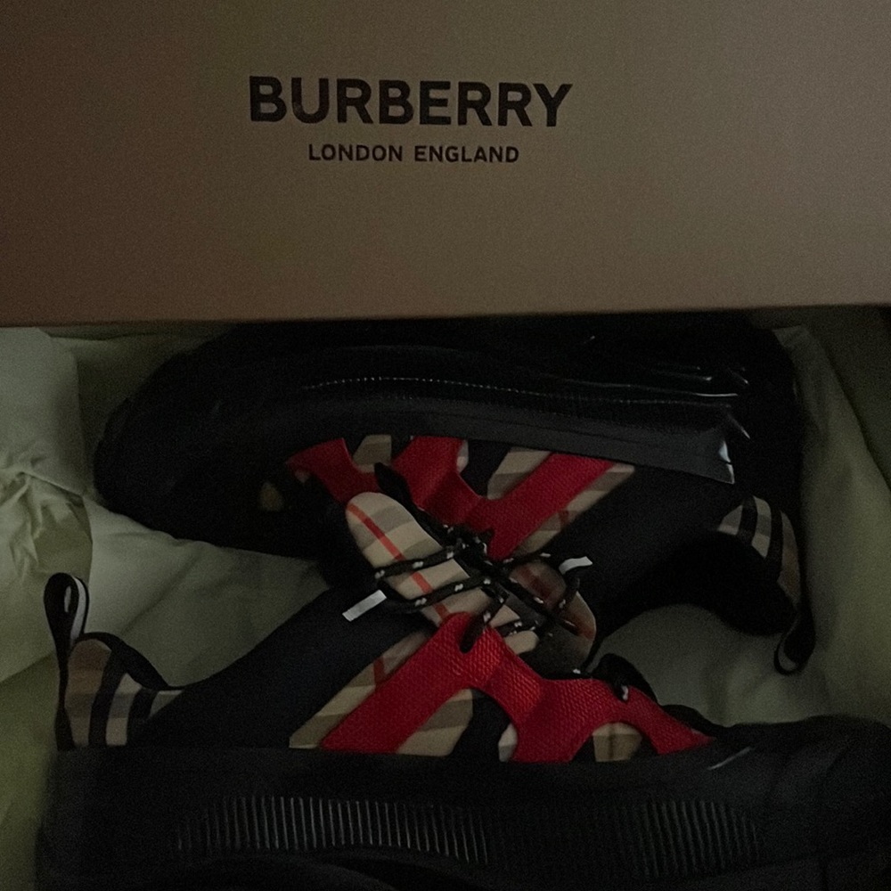 Gently worn BURBERRY sneakers. GREAT condition